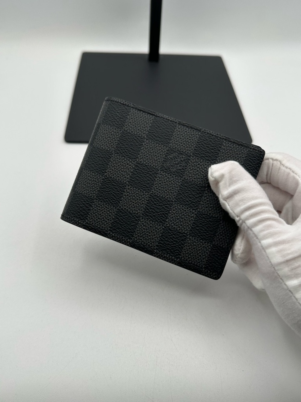 Louis Vuitton Damier Bi Fold Wallet - Picture 7 of 14